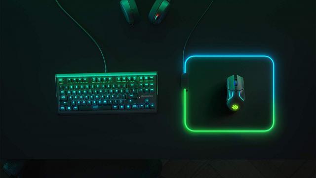 Геймърски пад SteelSeries QcK Prism Cloth - Medium RGB, Черен