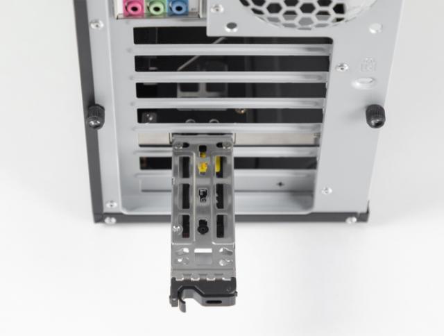 Подвижна стойка Delock PCI Express Card за 1 x M.2 NMVe SSD, Нисък профил