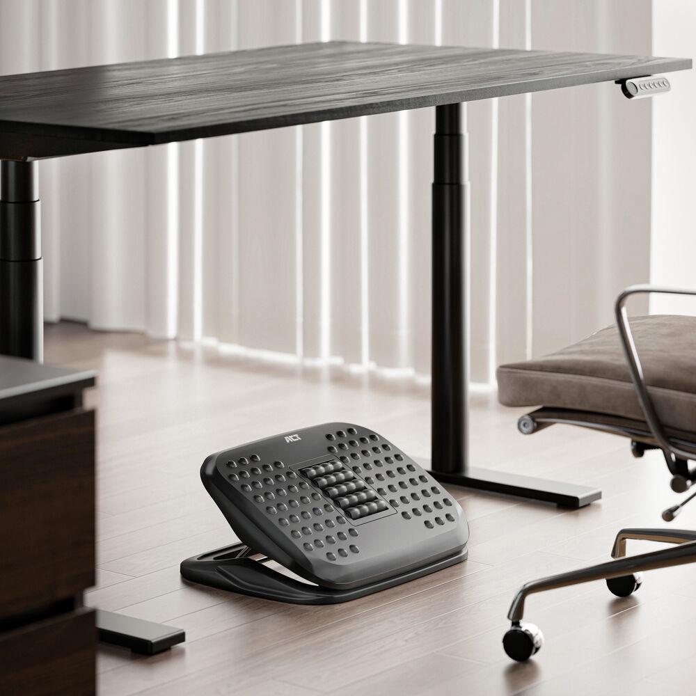 ACT Ергономична регулируема поставка за крака с масажни ролки