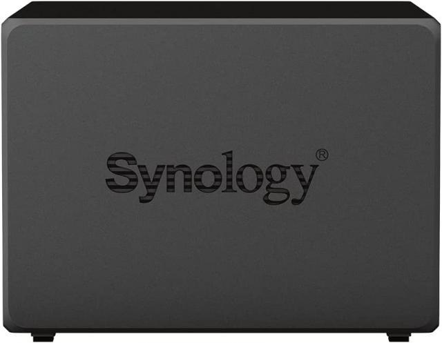 Мрежов сторидж Synology DS1522+, За 5 диска, До 108TB, RAM 8GB, 4xГигабит, USB 3.2 Gen 1