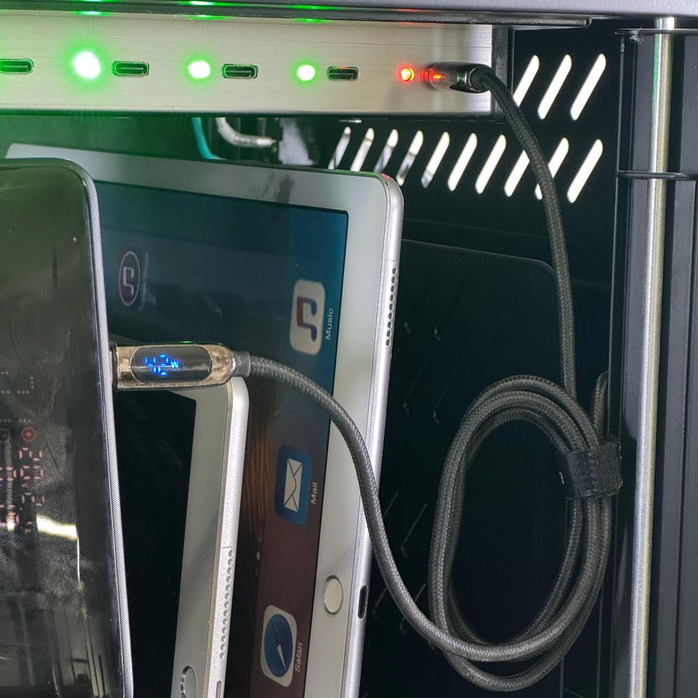 Универсален шкаф за зареждане на до 16 бр. таблети Estillo IP-2316 за монтаж на стена или свободностоящ, 16 x USB-C порта